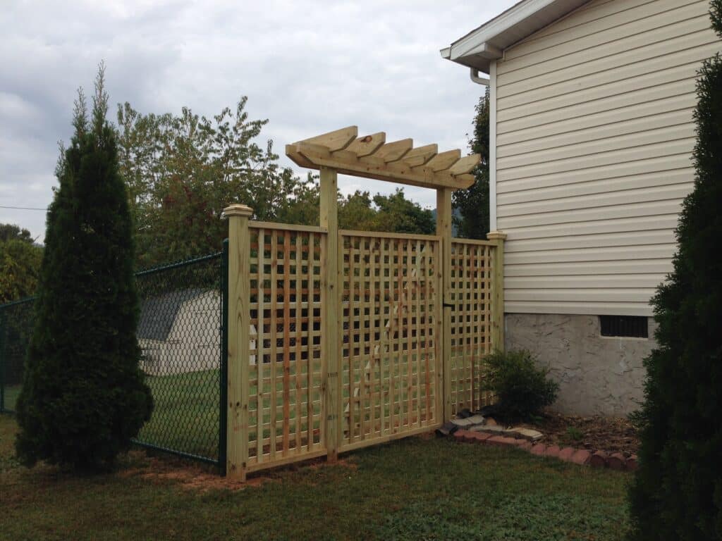 Lattice fence and gate with a simple arbor Lattice Fence and Gate IMG 0854 British Standard Fence